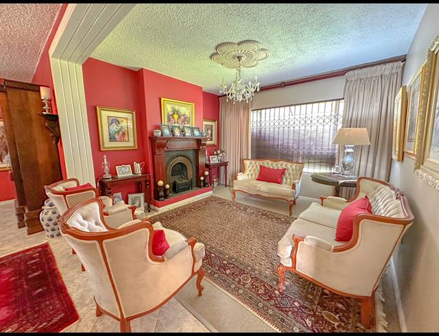 5 BEDROOM HOUSE FOR SALE IN KILDARE